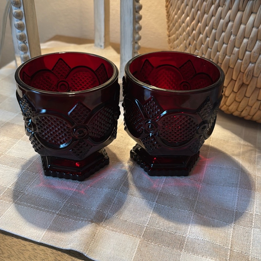 SET OF 2.  Avon 1876 Cape Cod Collection footed juice glasses. Great condition!